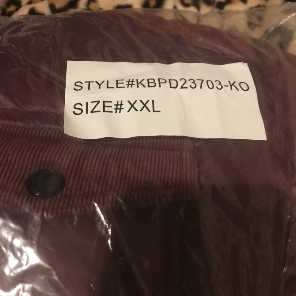 Koolaburra by UGG NWT Corduroy Mid-weight Puffer Jacket in Wine - HOST PICK! ๐ - Picture 10 of 14